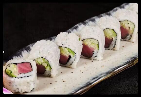 Tuna Cucumber Roll